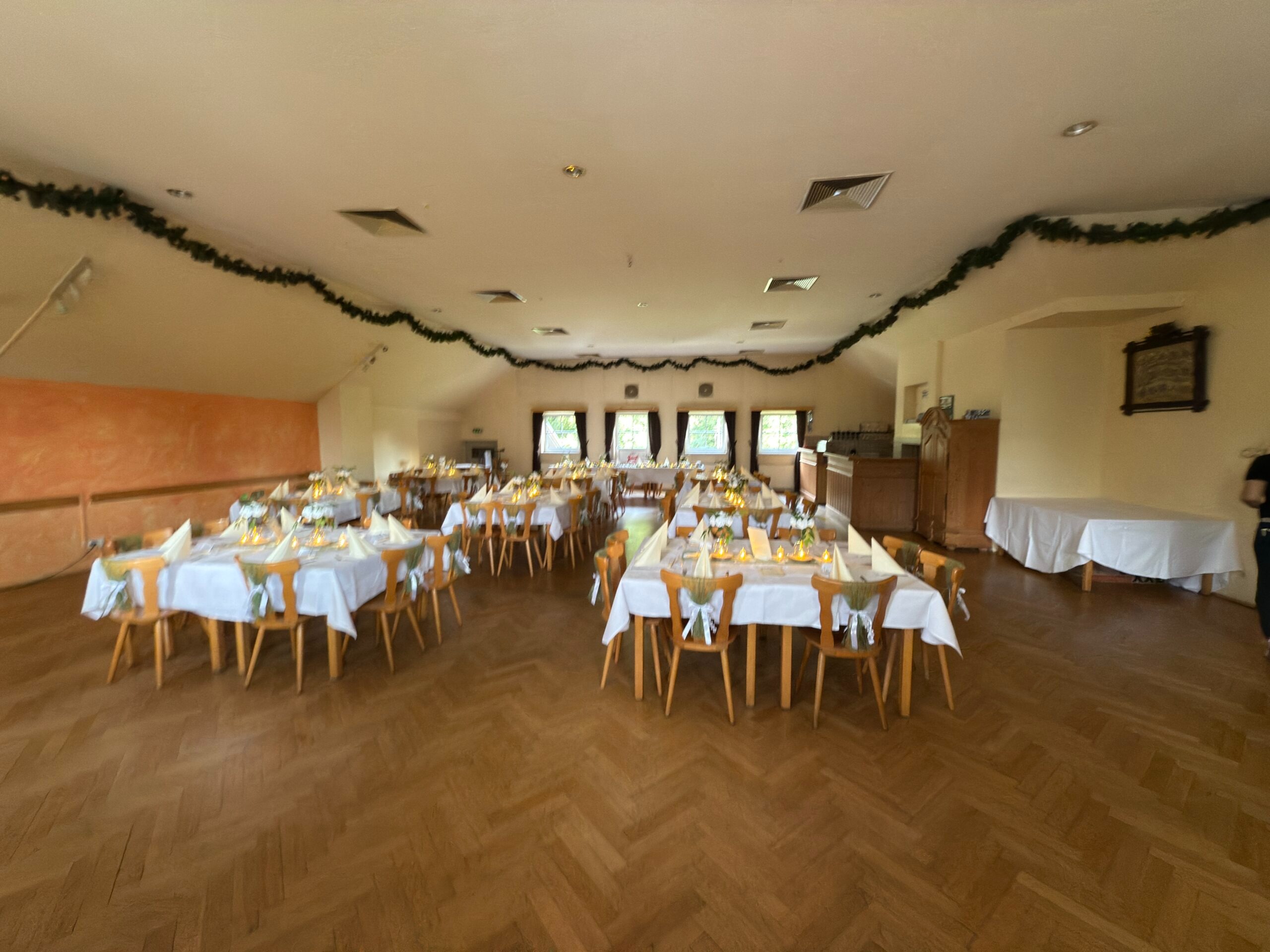 Matrimonio - Bergheim Salzburg - Romantische Hochzeitsfeier in Salzburg mit stilvollem Ambiente und herzlicher Gastfreundschaft. - Gasthaus Zur Einkehr