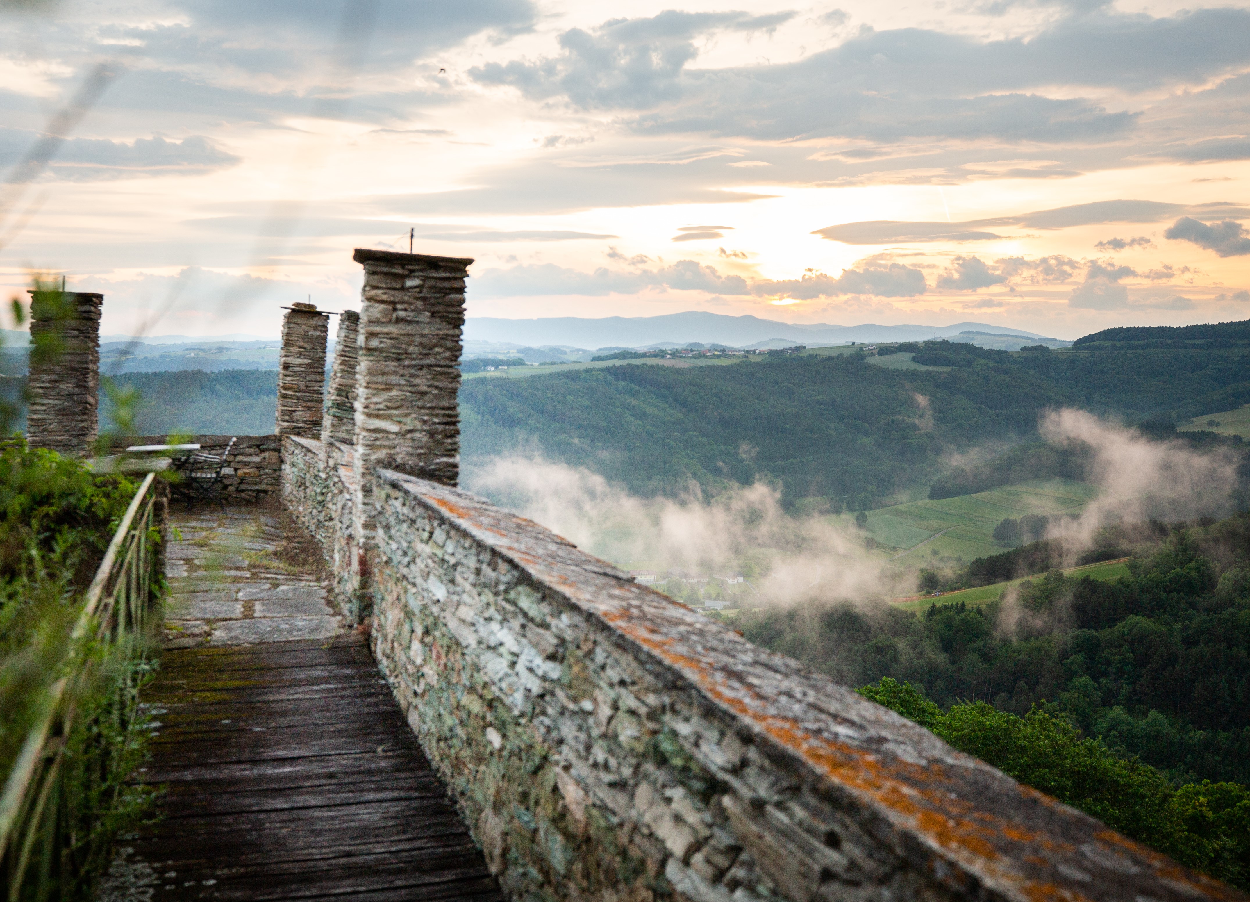 Hochzeit: Terrasse - Burg Bernstein