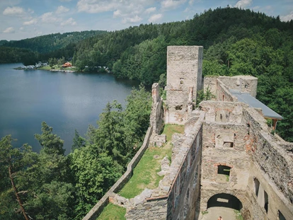 Matrimonio - Dürnstein - Die renovierte Ruine Dobra.
Foto © thomassteibl.com - Ruine Dobra