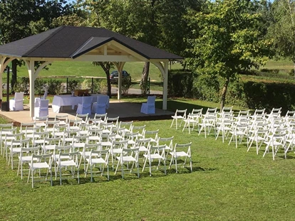 Wedding - Pottenbrunn - Hochzeitspavillon und Sessel - Donauhof Zwentendorf