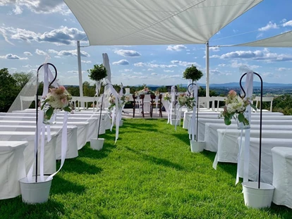Bruiloft - Stadtschlaining - Trauungs Set up auf der Infinity Terrasse - Hannersberg - der Hochzeitsberg