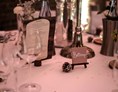 Hochzeit: Eine, von zahlreichen, Tischdekovarianten im Lokschuppen in Nordrhein-Westfalen. - Lokschuppen Event GbR