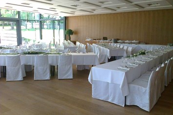 Hochzeit: Fischgrät Muster - Hotel Hofwirt