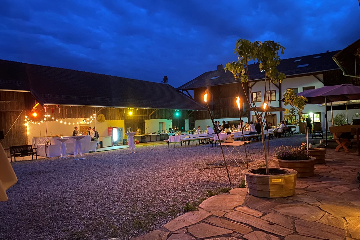 Hochzeitslocation: Sommernacht Hochzeit im Freien - Hochzeitslocation Lamplstätt - 3 Tage feiern ohne Sperrstunde