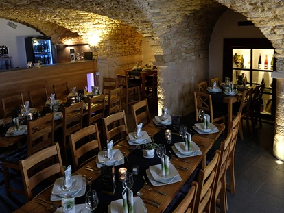 Matrimonio - Flonheim - WeinBar im alten Kreuzgewölbe