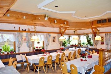 Hochzeit: Cafe Restaurant Tennladen - Cafe Restaurant Tennladen 