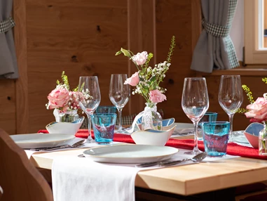 Hochzeit: Tischdeko - Spitzing Alm