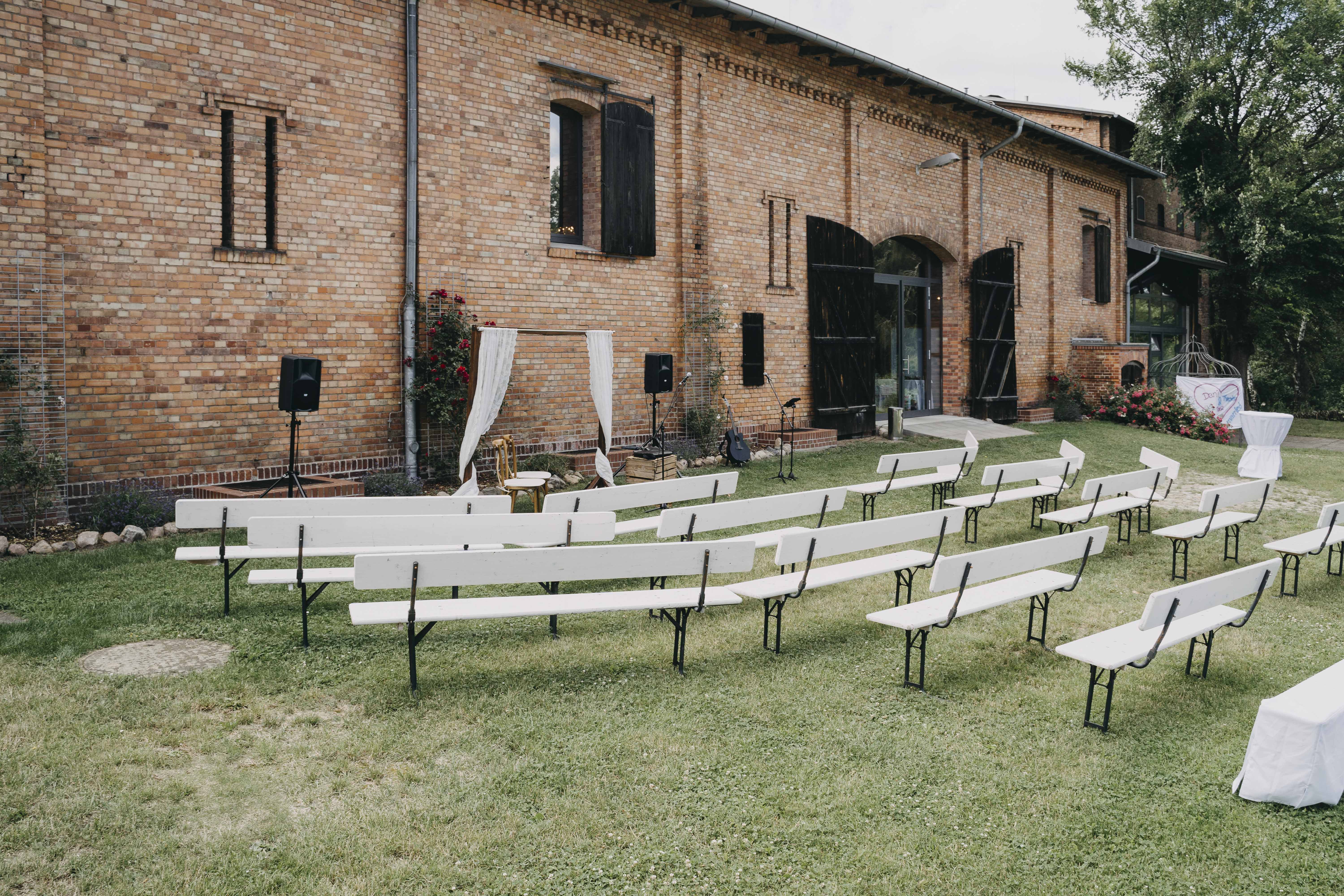 Hochzeitslocation: Feste Scheune im Stadtgut Berlin Buch