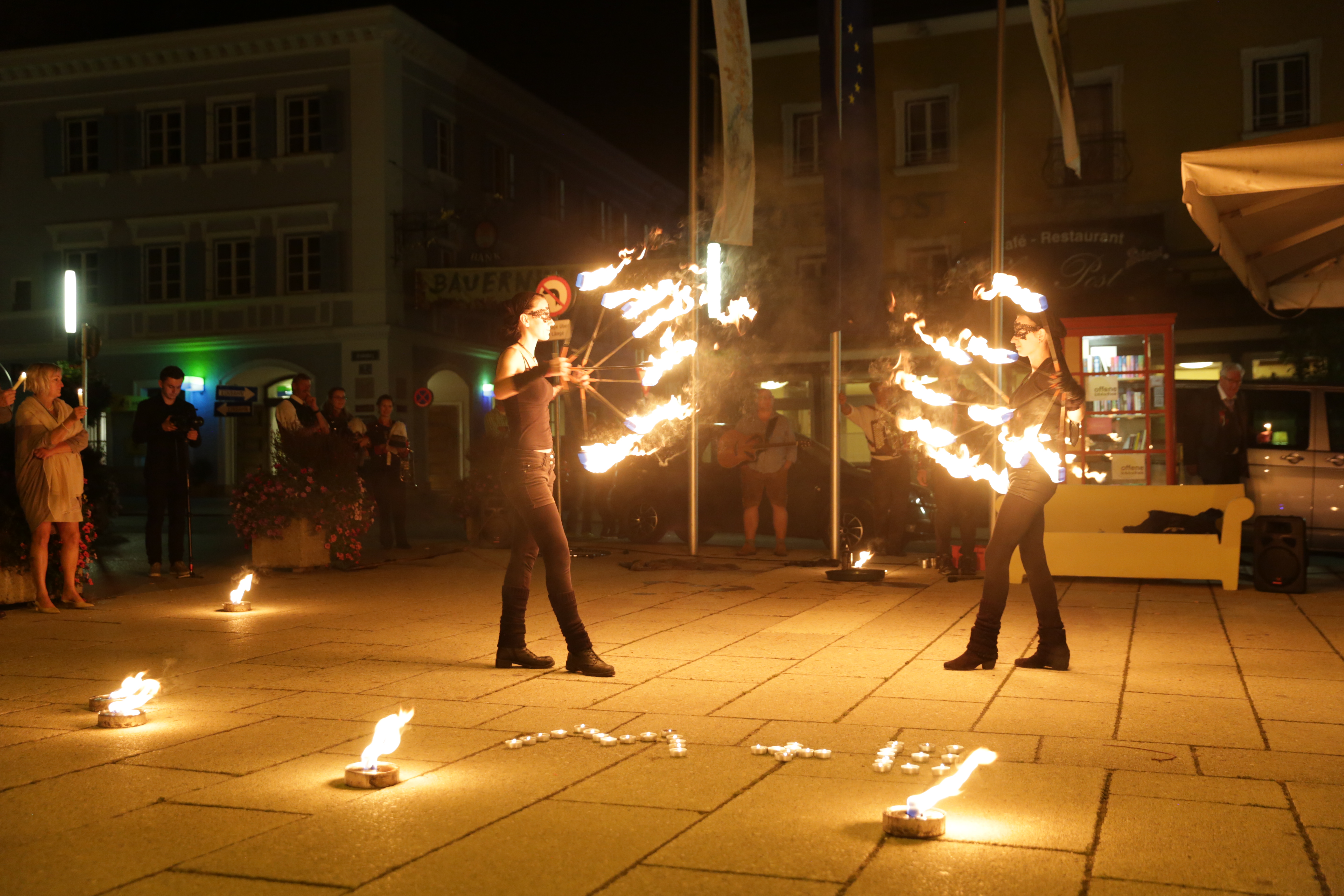Hochzeit: Feuershow - Hotel Post Walter 