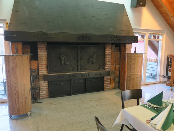 Hochzeit: offener Kamin - Festsaal Doppelgraben