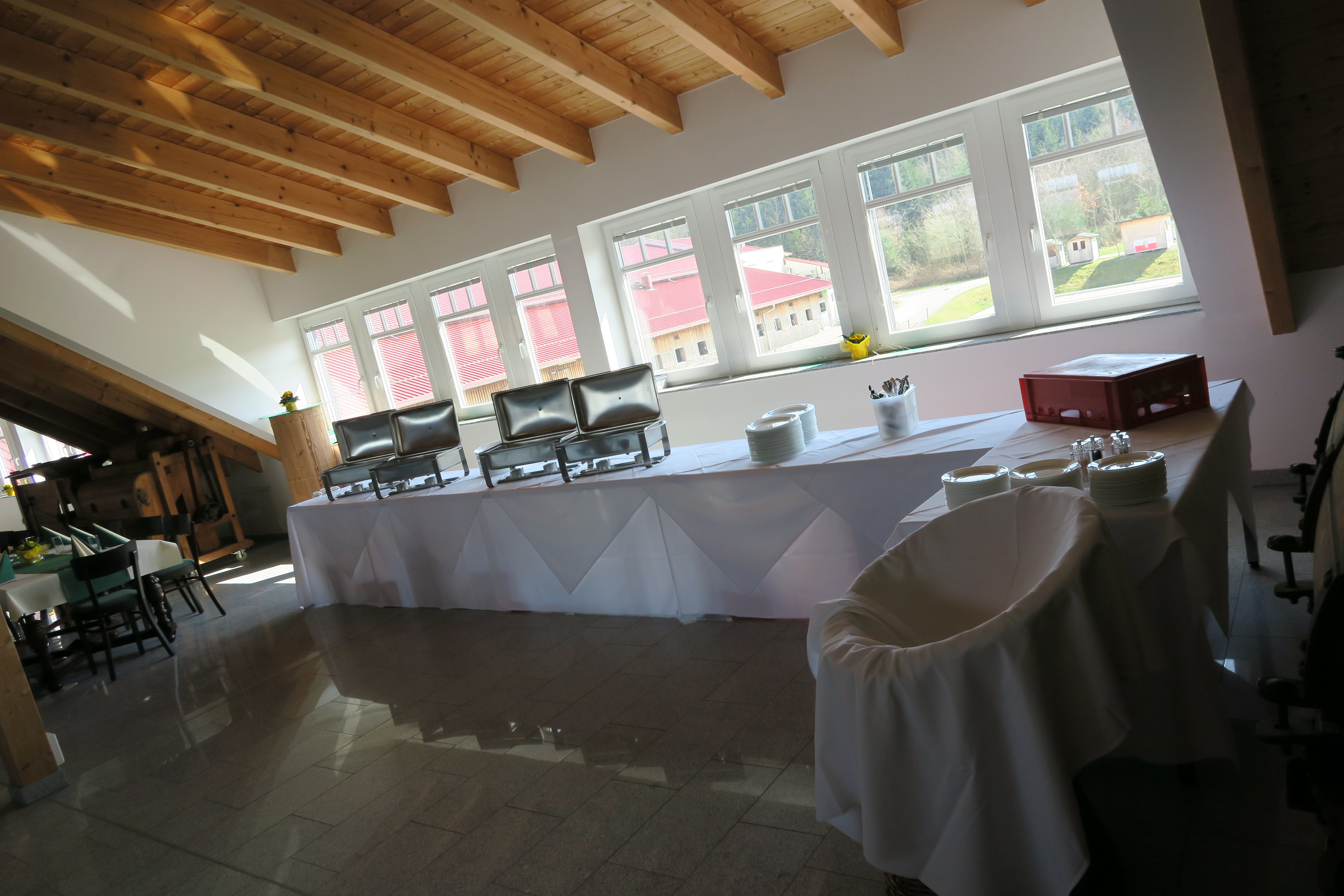 Hochzeitslocation: möglichkeit Buffetaufbau - Festsaal Doppelgraben