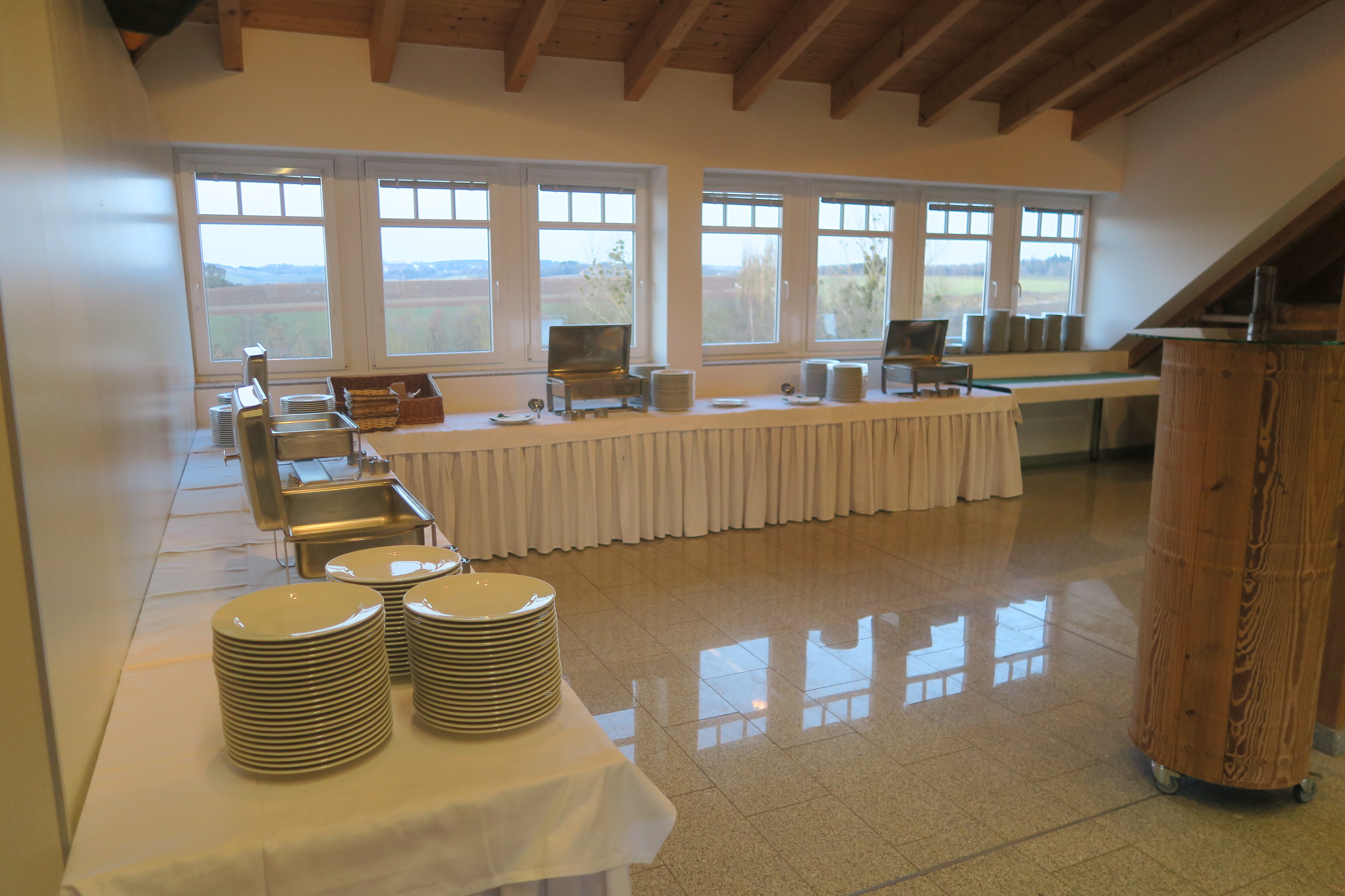 Hochzeitslocation: möglichkeit Buffetaufbau - Festsaal Doppelgraben