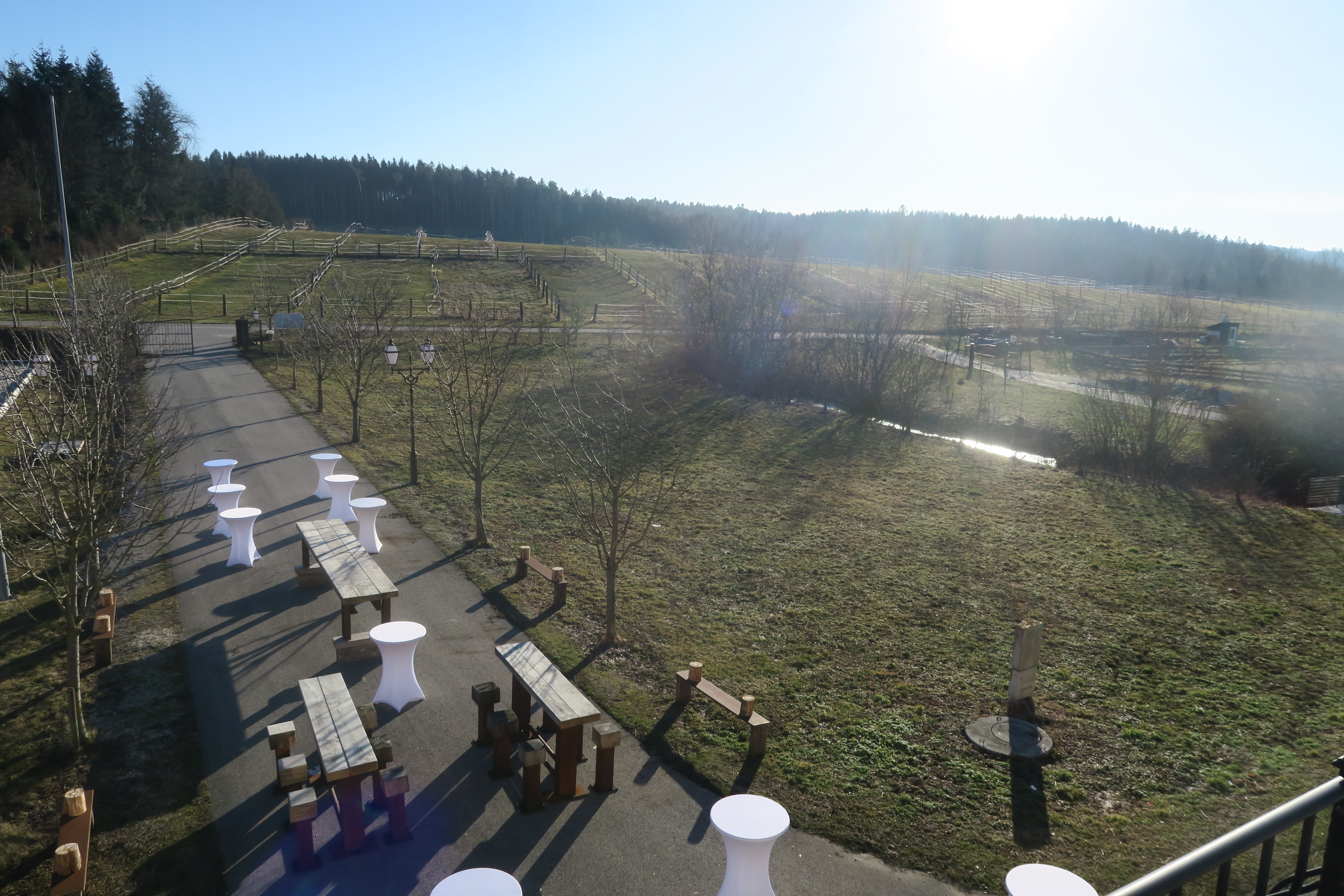 Hochzeitslocation: Wiese kann ebenfalls benutzt werden - Festsaal Doppelgraben