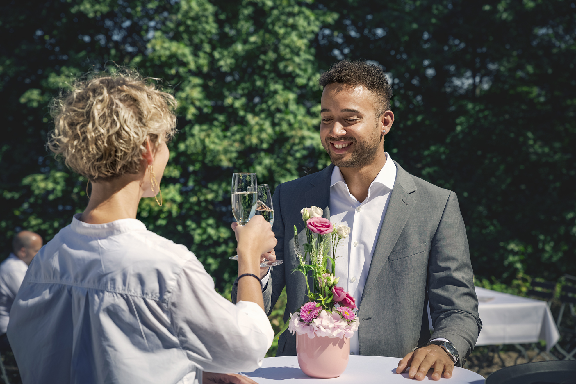 Hochzeitslocation: Sektempfang mit Wasserblick im Blockhaus Nikolskoe - Blockhaus Nikolskoe