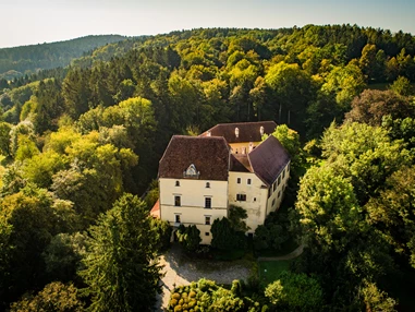 Hochzeitslocation: Schlosshotel Obermayerhofen