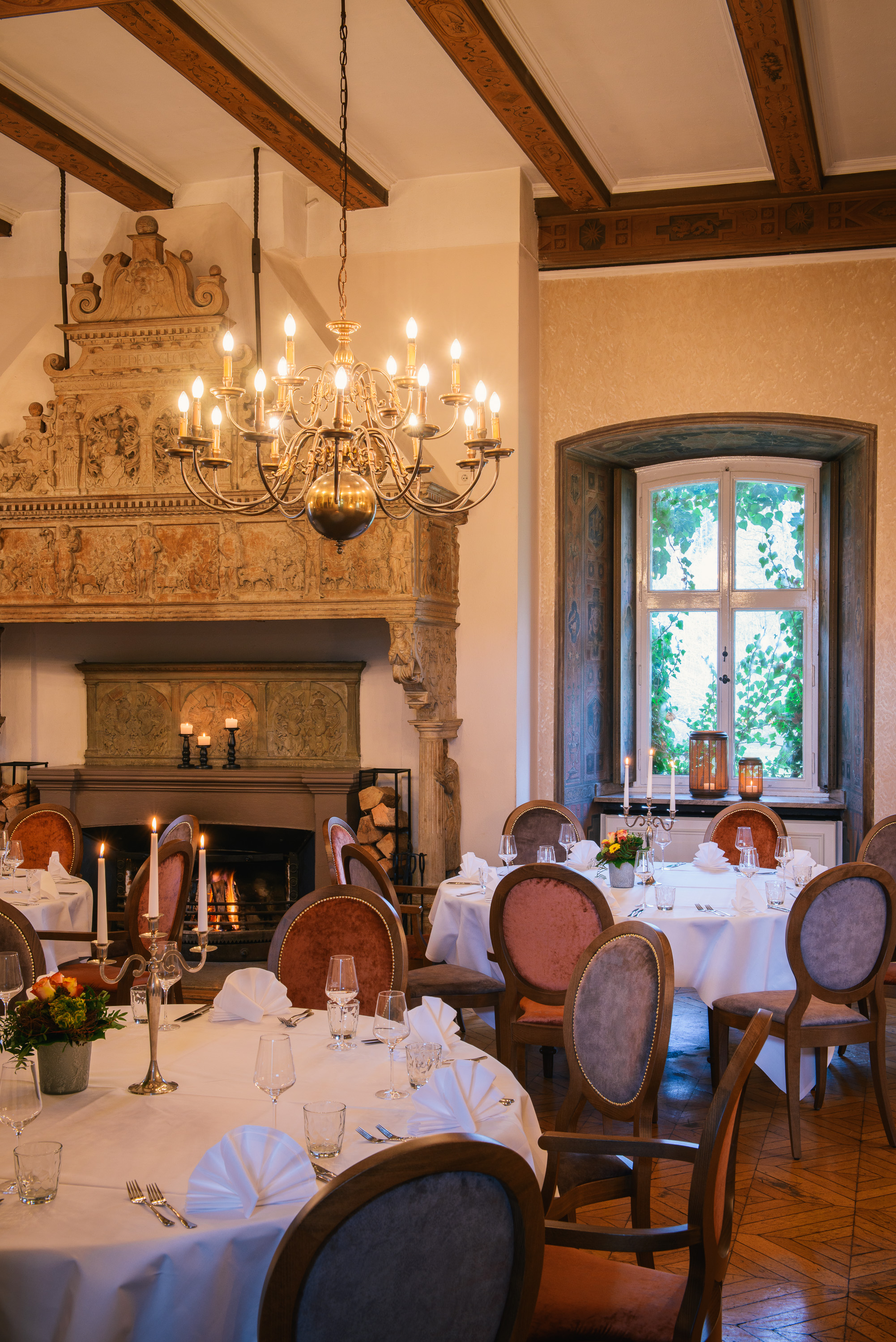 Wedding - Lüdinghausen - Trauzimmer und Speisenraum  - Kaminzimmer - Vienna House Easy Castrop-Rauxel by Wyndham