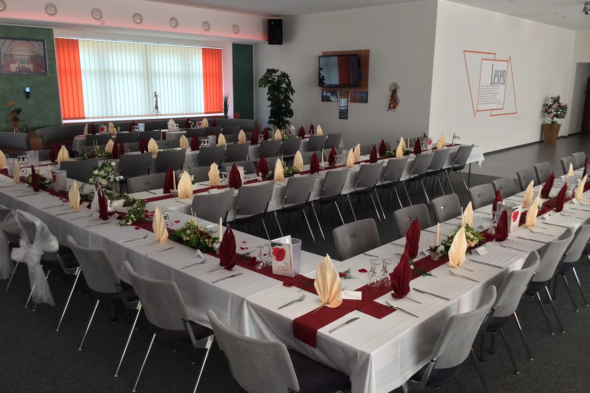 Hochzeit: U / E-Tafel, lila, Mittel-BAR - Mittel-BAR Schönheide