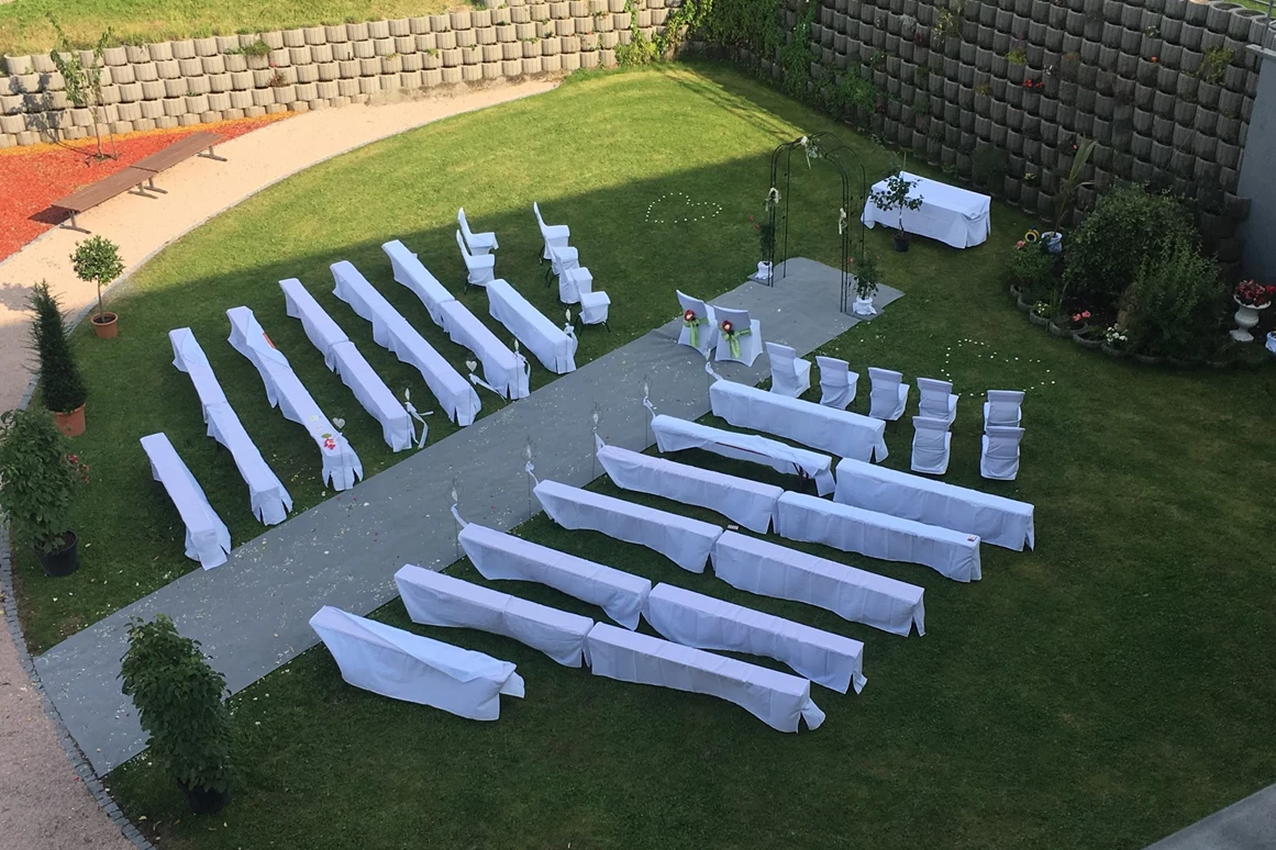 Hochzeit: freie Trauung, Heiraten draußen, Mittel-BAR, Outdoor-Hochzeit - Mittel-BAR Schönheide