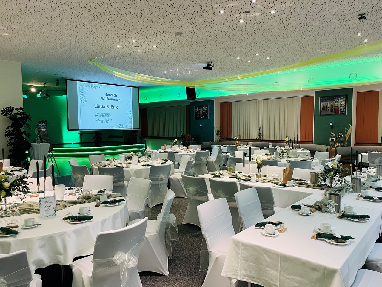 Mittel-BAR Schönheide Informations sur les salles de bal Grand hall
