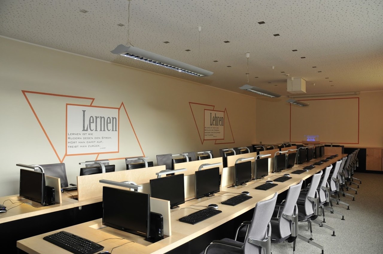 Mittel-BAR Schönheide Informations sur les salles de bal petite salle de formation