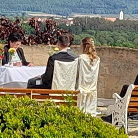 Hochzeit: Historischer Hängegarten Schloss Neufra bei Riedlingen