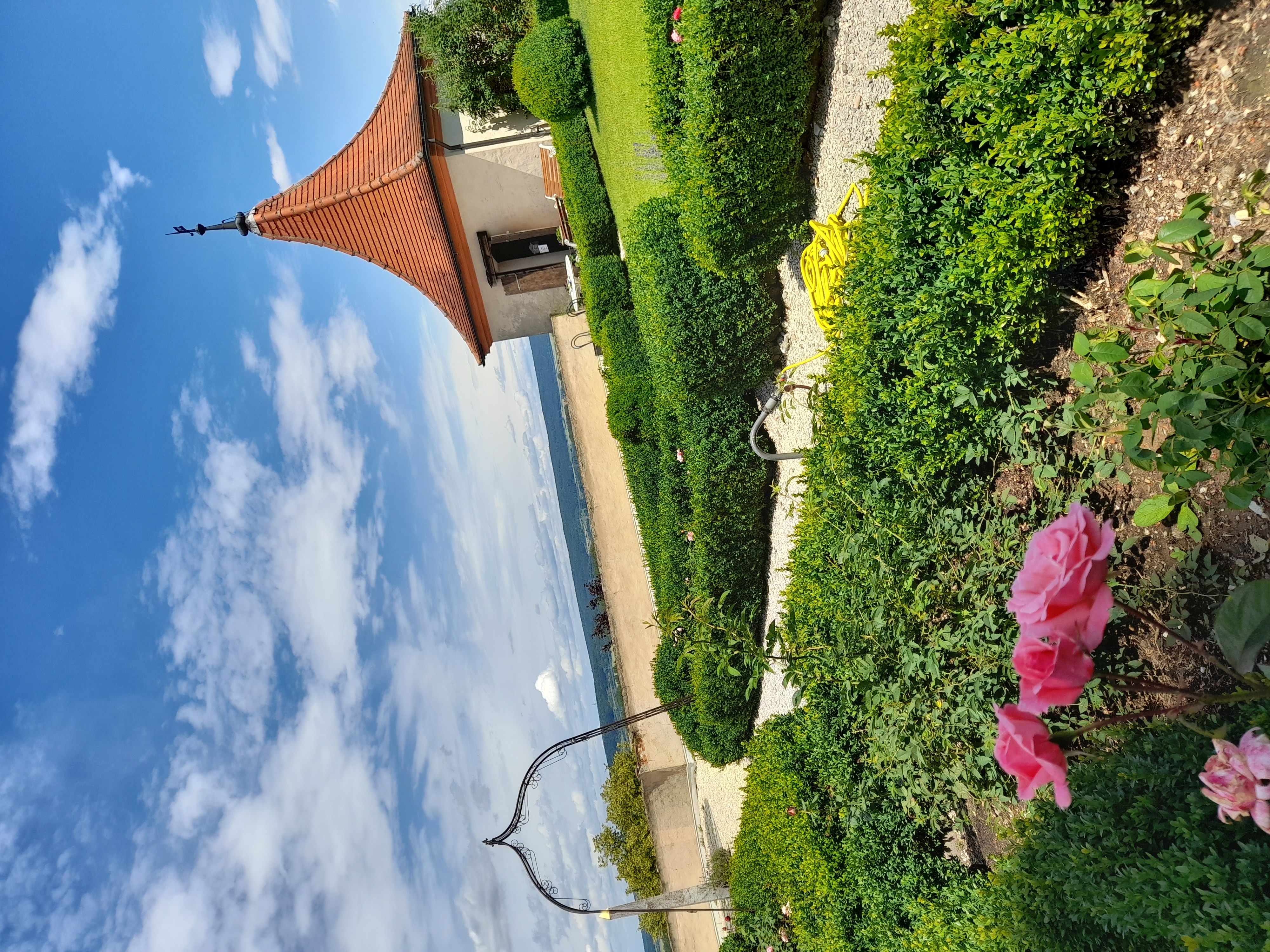 Hochzeitslocation: Historischer Hängegarten Schloss Neufra bei Riedlingen