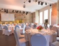 Hochzeit: Farbiksaal mit Tageslicht und bodentiefen Fenstern (150 m²) - Lendelhaus & Historische Saftfabrik