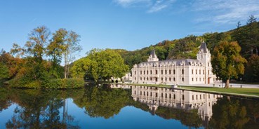 Hochzeit - Schloss Hernstein mit Spiegelung im Teich
Copyright: Peter Hruska
 - Schloss Hernstein