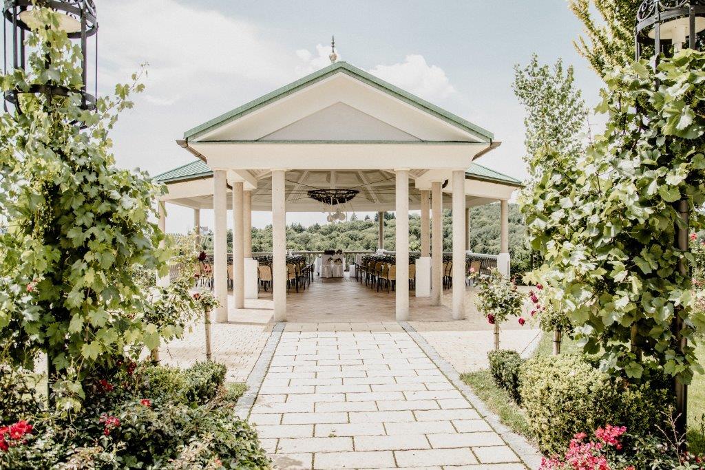 Hochzeit: Pavillon am Weinberg - Weinschloss Thaller
