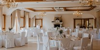 Hochzeit - Hochzeitsessen: mehrgängiges Hochzeitsmenü - Festsaal für die Tafel im Weinschloss Thaller - Weinschloss Thaller