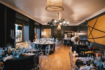 Hochzeit: Restaurant in Gala Bestuhlung - Kursalon Bad Vöslau