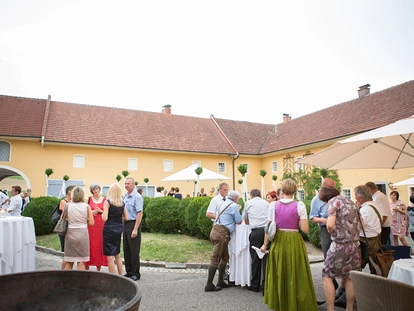 Wedding - St. Valentin - Heiraten am Burnerhof in Oberösterreich.
Foto © sandragehmair.com - Burnerhof
