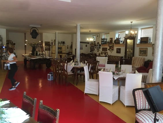 Hochzeitslocation: Der Festsaal im Untergeschoss des Oida Voda. - Oida Voda - Das Leben ist schön!