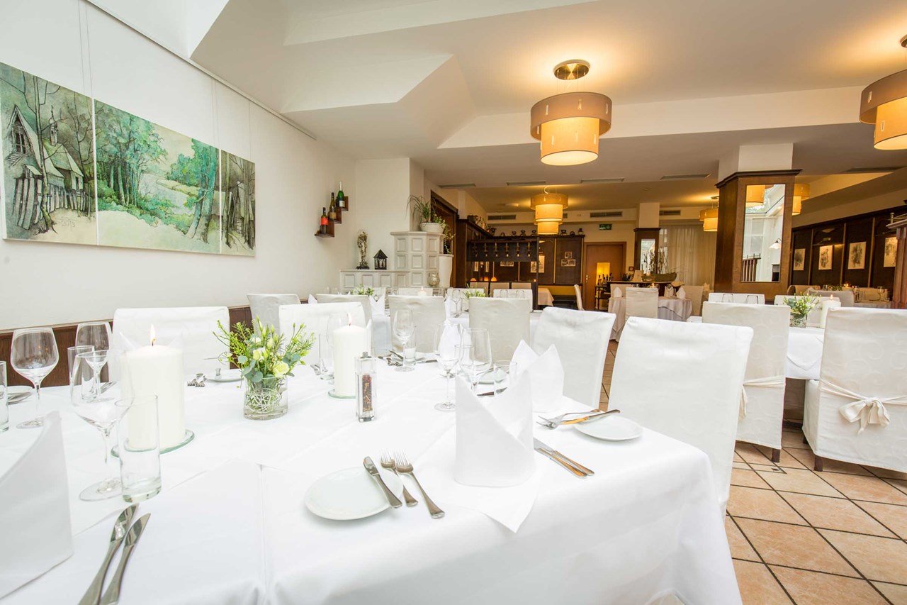 Familie Hopfeld - Hotel Dreikönigshof Informazioni sulle sale da ballo Ristorante e giardino d'inverno