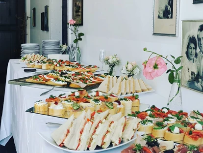 Hochzeit - Wallsee - Mittags - Hochzeitsagape mit Tramezzine, Canapés und verschiedensten belegten Brötchen - Schloss Events Enns