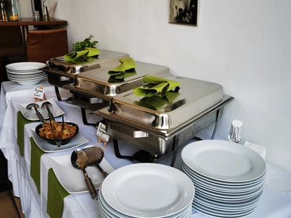 Hochzeit - Wallsee - Kleines Hochzeitsbuffet für 20 Gäste - Schloss Events Enns