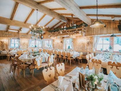 Bruiloft - Vorarlberg - Die Rufana Alp steht euch auch für Winterhochzeit zur Verfügung. Mehr Infos dazu findet ihr auf https://winterhochzeit.info/hochzeitslocation/rufana-alp - Rufana Alp
