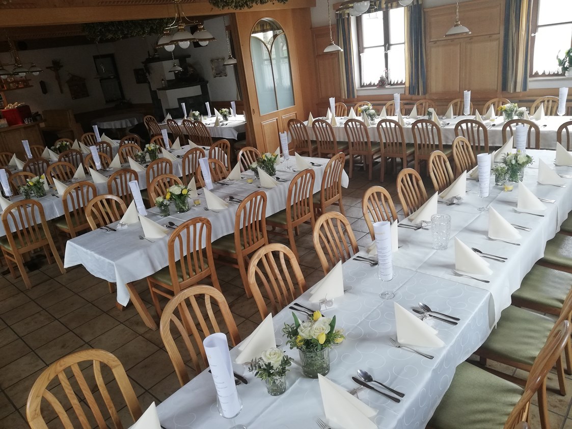 Hochzeit: Feier im großen Saal - unserer Hopfnstubn - KräuterWirt Dunzinger
