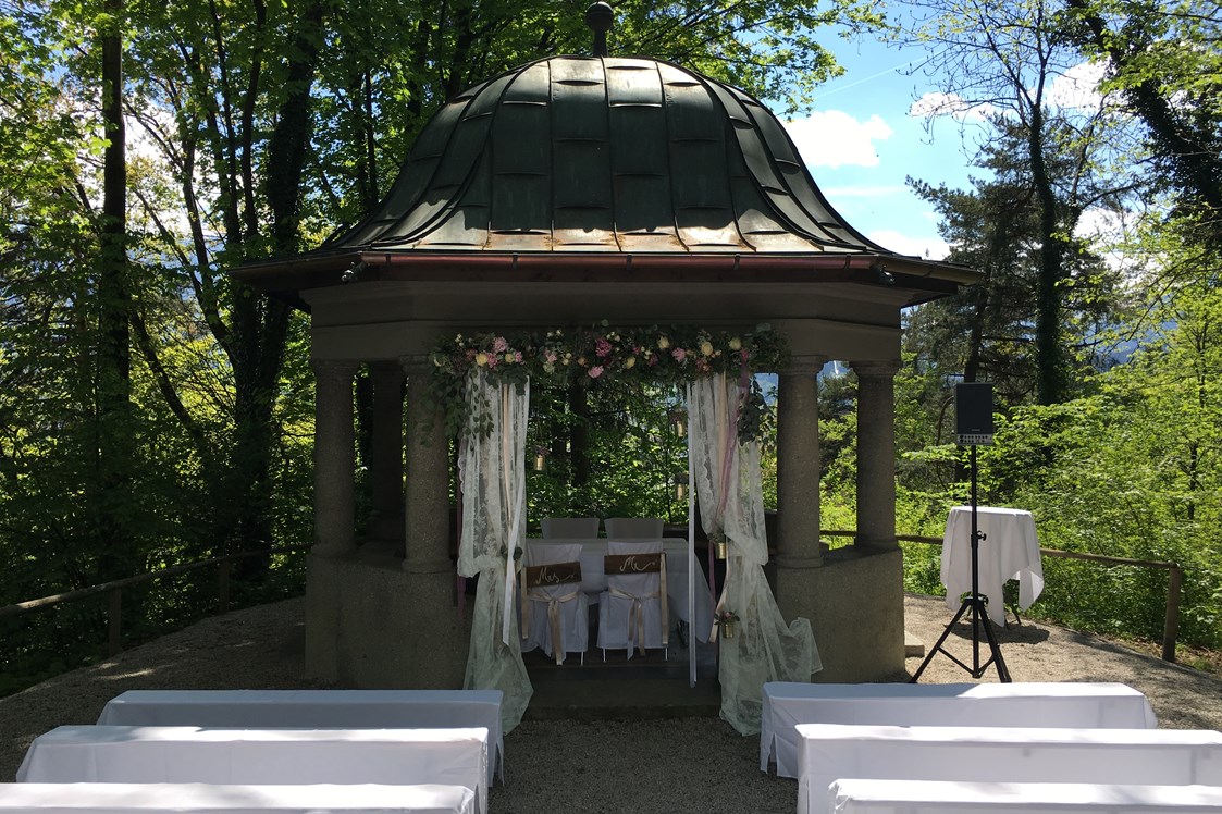 Hochzeit: Villa Blanka