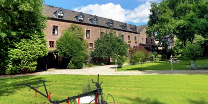 Hochzeit - Mönchengladbach - Danielshof aus dem Park - Landhaus Danielshof