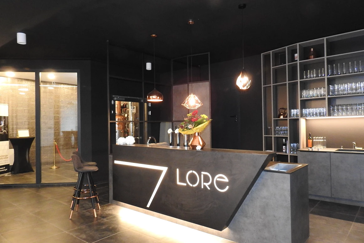 Hochzeitslocation: ein toller Barbereich steht zur Verfügung - LoRe Cocktailmanufaktur | Destillerie