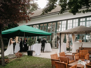 Hochzeitslocation: (c) Sternenglück Fotografie  - Orangerie Europahaus Wien