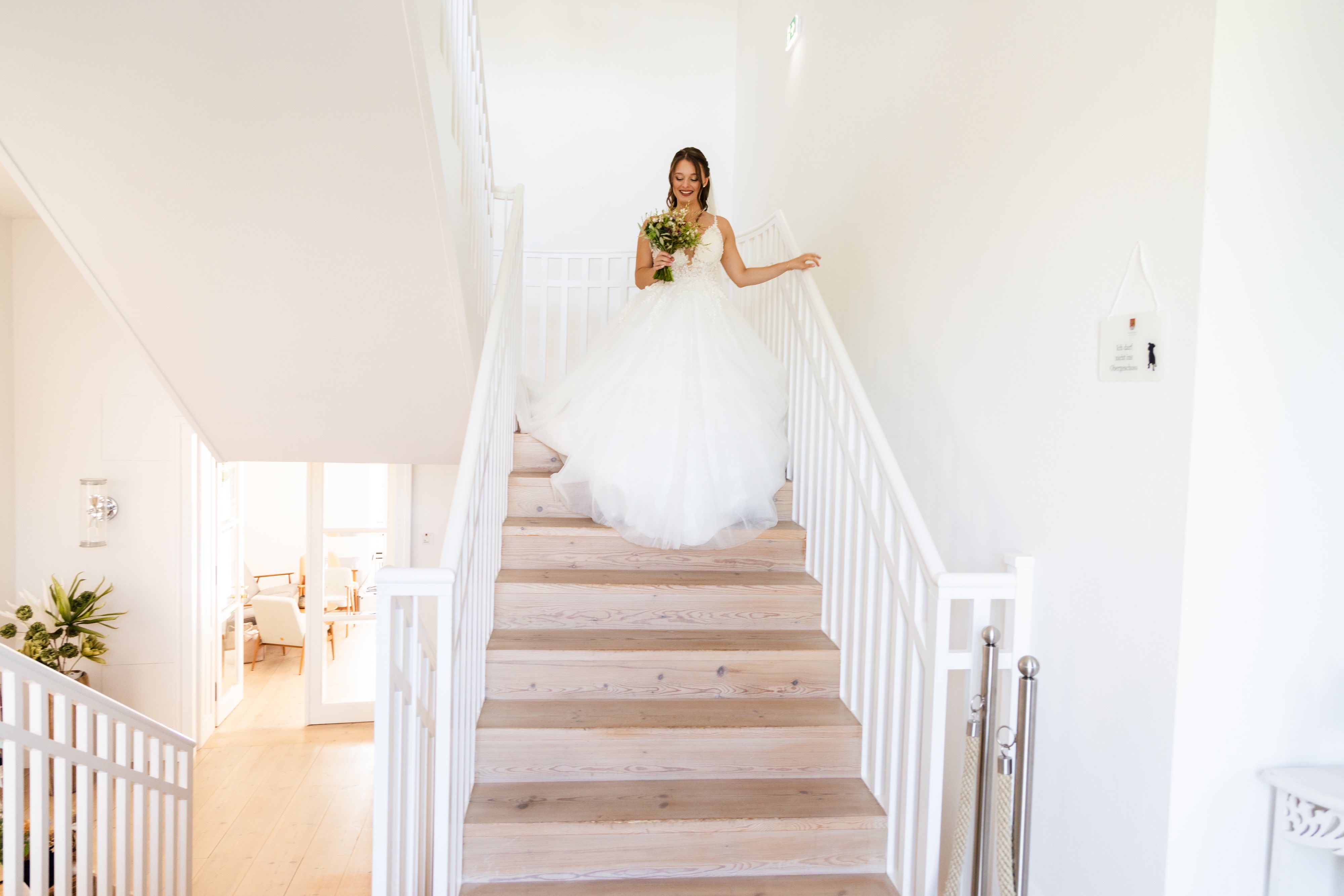 Hochzeit: Treppe zur Hochzeitssuite - Schloss Vasoldsberg 
