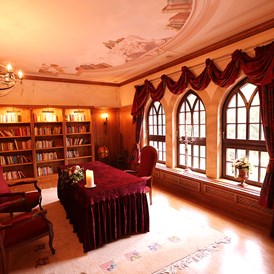 Hochzeit: Die Bibliothek des Lakeside Hotel 4s nahe Berlin. - The Lakeside Burghotel zu Strausberg