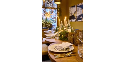 Hochzeit - Frühlingshochzeit - Ettal - Heiraten in den Bergen, Hochzeit im 4Eck Restaurant & Bar Garmisch-Partenkirchen - der perfekte Ort für kleine feine Hochzeiten - 4ECK Restaurant & Bar