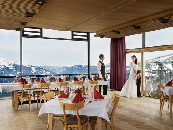 Hochzeitslocation: (c) Mayrhofner Bergbahnen - Kunstraum Ahorn