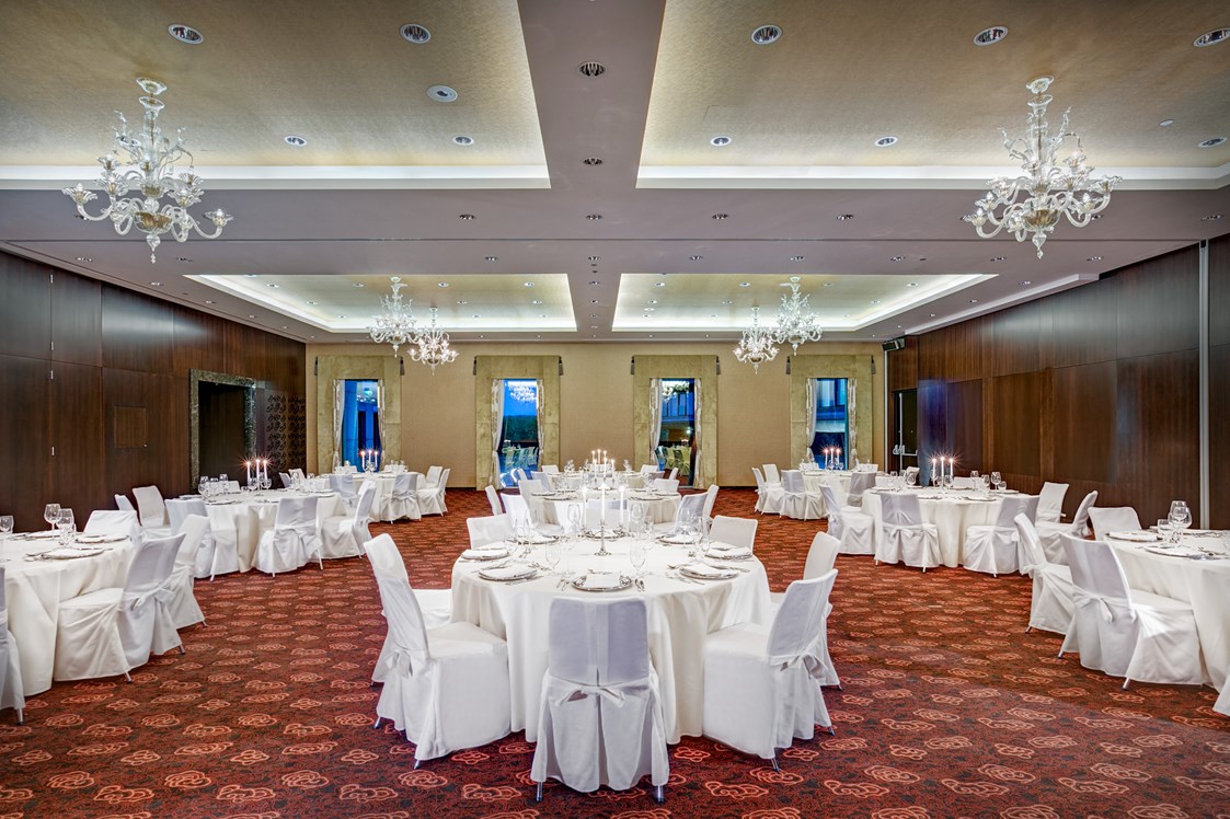 Hochzeit: Maria Theresia Ballroom - Grand Hotel River Park, a Luxury Collection by Marriott