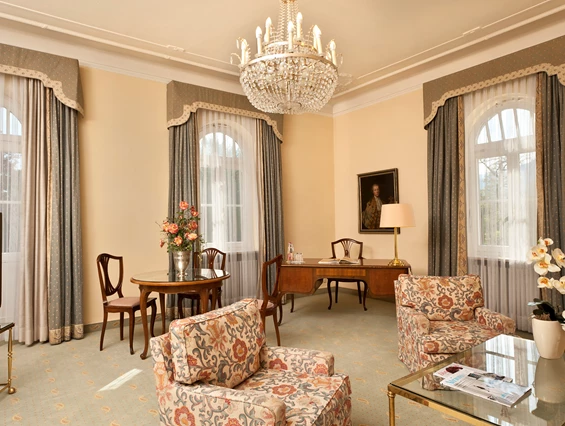 Hochzeit: Grand Suite - Wohnbereich - Wyndham Grand Bad Reichenhall Axelmannstein