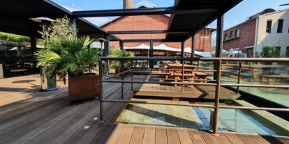 Bruiloft - Ratingen - Terrasse mit teilweise geöffnetem Dach - Seifenfabrik Dr. Thompson's