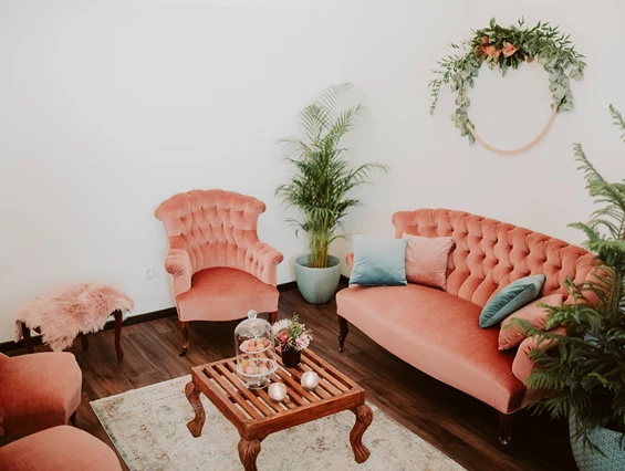 Hochzeitslocation: Unsere Chillarea sorgt für den gewissen Erholungsfaktor bei der Hochzeit. - NOLI Event & Wedding Location